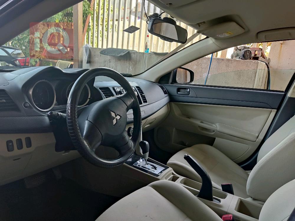 Mitsubishi Lancer EX